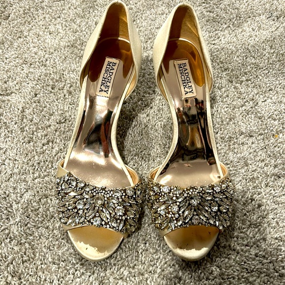 Badgley Mischka Shoes - Badgley Mischka wedding bridal shoes with sparkle rhinestones size 9